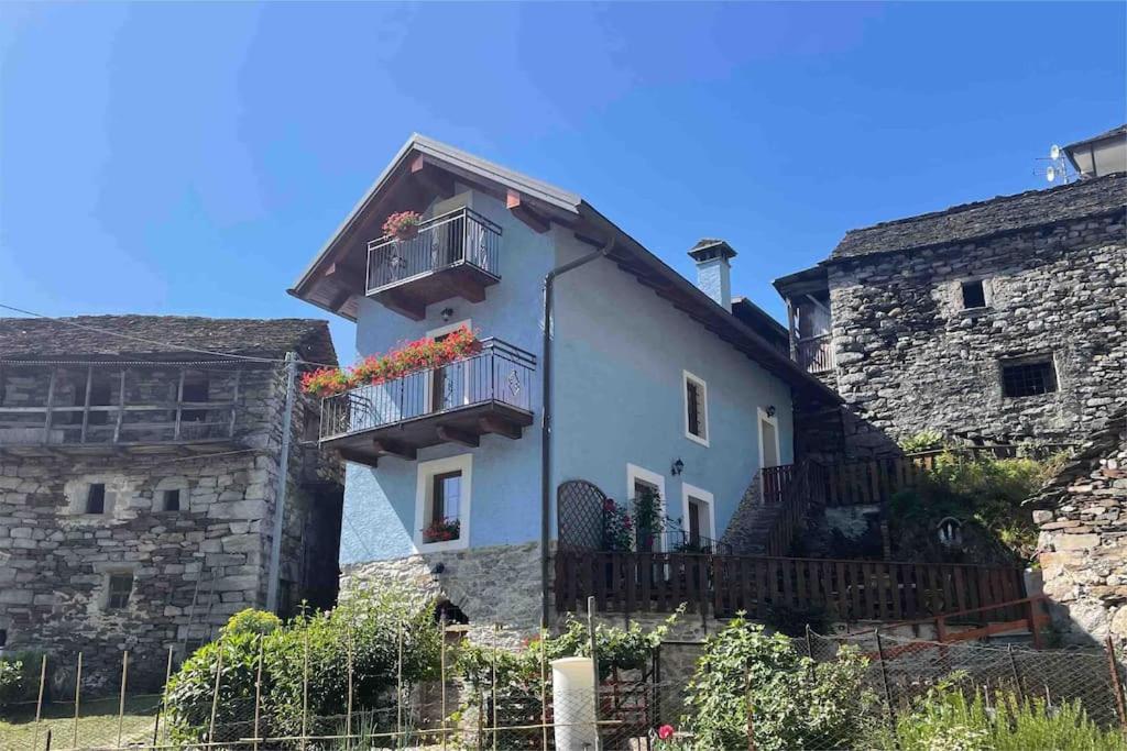 Casa Del Cios Calda E Intima Casetta Immersa Nel Verde Delle Montagne Alpe Basciumo Eksteriør billede